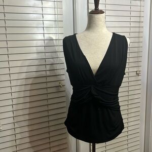 VENUS Twisted Sleeveless Top
